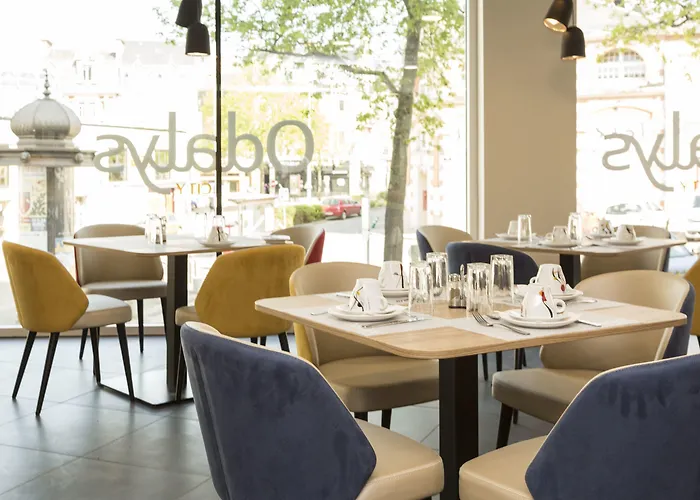 Odalys - Centre Palais Des Congrès 3*